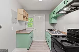 181 Holderness St SW, Atlanta, GA 30314 - Photo 11