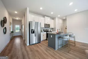 9414 Maple Grv Ln, Jonesboro, GA 30238 - Photo 7