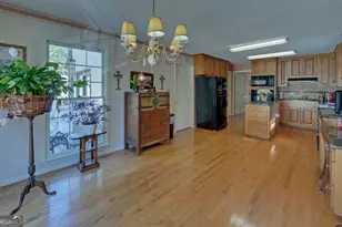 43 Pauline St, Toccoa, GA 30577 - Photo 13