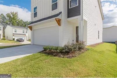 4839 Station, Union City, GA 30291 - Photo 3