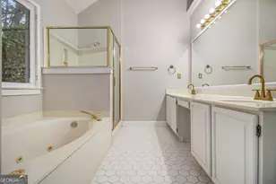 1463 Crescent Walk, Decatur, GA 30033 - Photo 5