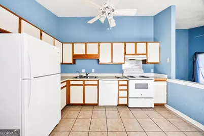 100 Mauldon Court, Warner Robins, GA 31093 - Photo 5