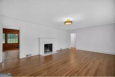 203 Waverly Way, Lagrange, GA 30240 - Photo 3