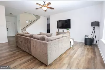 219 Ivy Glen Drive, Perry, GA 31069 - Photo 3