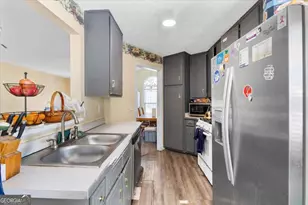 10571 Starling Trail, Hampton, GA 30228 - Photo 11