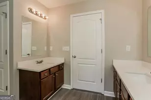 1299 Vonda Ln, Mableton, GA 30126 - Photo 11