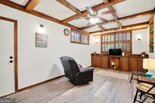 1105 E De Renne Dr, Savannah, GA 31406 - Photo 27