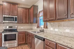 2103 River Walk Ct, Griffin, GA 30223 - Photo 9