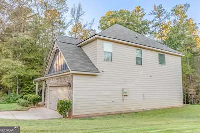 2103 River Walk Court, Griffin, GA 30223 - Photo 3