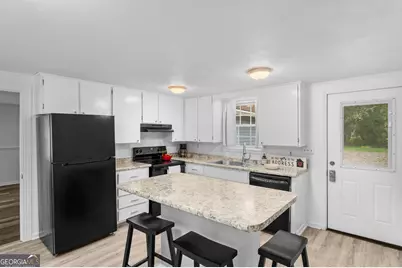 17 Russell Avenue, Garden City, GA 31408 - Photo 9