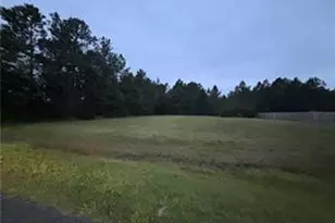 224 Lakes Dr, Brunswick, GA 31523 - Photo 1