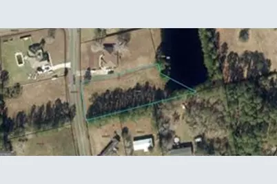 225 Lakes Drive, Brunswick, GA 31523 - Photo 3