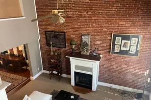 102 N Hill St, Griffin, GA 30223 - Photo 15