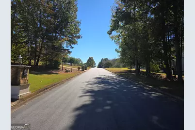 4215 Sandstone Shores Drive, Lithonia, GA 30038 - Photo 9