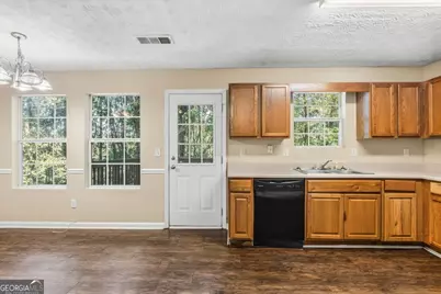 1137 Baileys Court, Jonesboro, GA 30236 - Photo 11