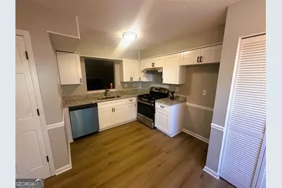 1084 Huntington Trace SE, Smyrna, GA 30082 - Photo 13