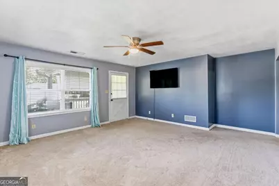 318 N Dogwood Street, Villa Rica, GA 30180 - Photo 11