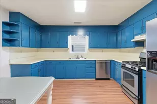 318 N Dogwood St, Villa Rica, GA 30180 - Photo 17