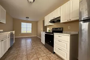 437 Dunmurry Pl, Warner Robins, GA 31093 - Photo 9