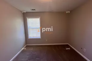 2015 Ivy Ln, Union City, GA 30291 - Photo 11