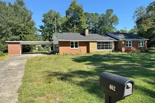 402 Westview Dr, Fort Valley, GA 31030 - Photo 1