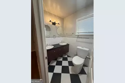 2439 Plantation Drive, East Point, GA 30344 - Photo 17