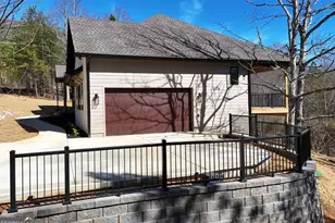 2408 Standing Meadows Dr, Young Harris, GA 30582 - Photo 5