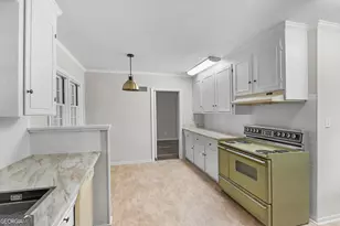 7 E Moore St, Statesboro, GA 30458 - Photo 7