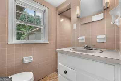 7 E Moore Street, Statesboro, GA 30458 - Photo 13