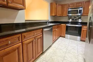 303 Gary Cir, Saint Marys, GA 31558 - Photo 9