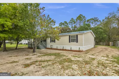 112 Cheryl Court NE, Ludowici, GA 31316 - Photo 1