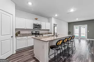 119 Bantry Wy, Locust Grove, GA 30248 - Photo 3