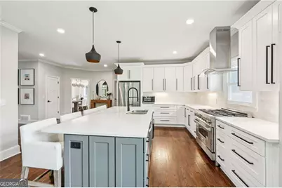 3851 Glenhurst Drive SE, Smyrna, GA 30080 - Photo 9