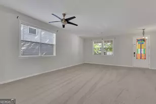 24 Brookview Dr, Newnan, GA 30265 - Photo 9