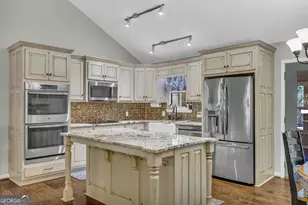 66 Dennis Dr, Commerce, GA 30529 - Photo 17