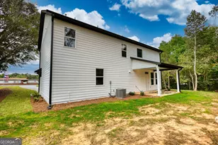 155 Skyland Dr E, Locust Grove, GA 30248 - Photo 9