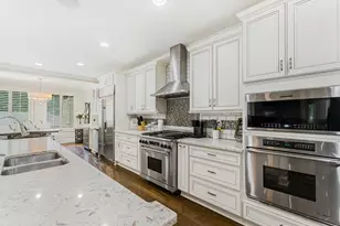 330 N Peachtree Pkwy, Peachtree City, GA 30269 - Photo 15