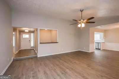 3240 Trotters Walk Circle, Snellville, GA 30078 - Photo 3