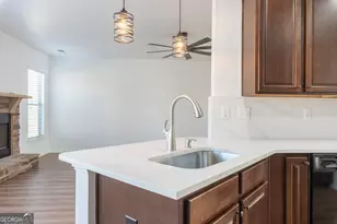 8051 Stillmist Dr, Fairburn, GA 30213 - Photo 11