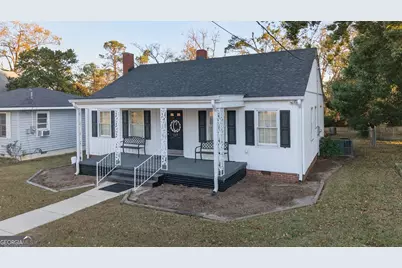 127 W Stuart Avenue, Lyons, GA 30436 - Photo 3