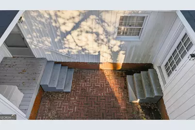 127 W Stuart Avenue, Lyons, GA 30436 - Photo 5