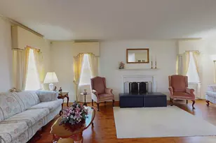 127 W Stuart Ave, Lyons, GA 30436 - Photo 41