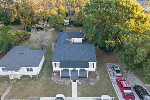 127 W Stuart Ave, Lyons, GA 30436 - Photo 9