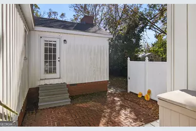 127 W Stuart Avenue, Lyons, GA 30436 - Photo 33