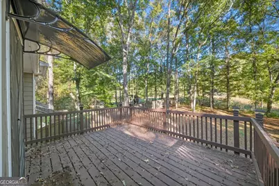 1528 Oakleaf Drive, Auburn, GA 30011 - Photo 31