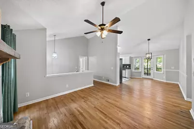 1528 Oakleaf Drive, Auburn, GA 30011 - Photo 5