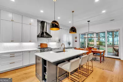 822 Dancy Avenue, Savannah, GA 31419 - Photo 17