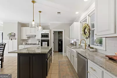 478 Chattahoochee Glen Road, Clarkesville, GA 30523 - Photo 3