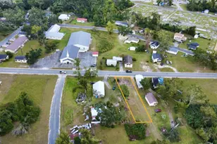 19 Martin Luther King Jr Blvd, Hazlehurst, GA 31539 - Photo 1