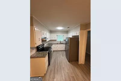 549 Greenview Avenue SE, Conyers, GA 30094 - Photo 5